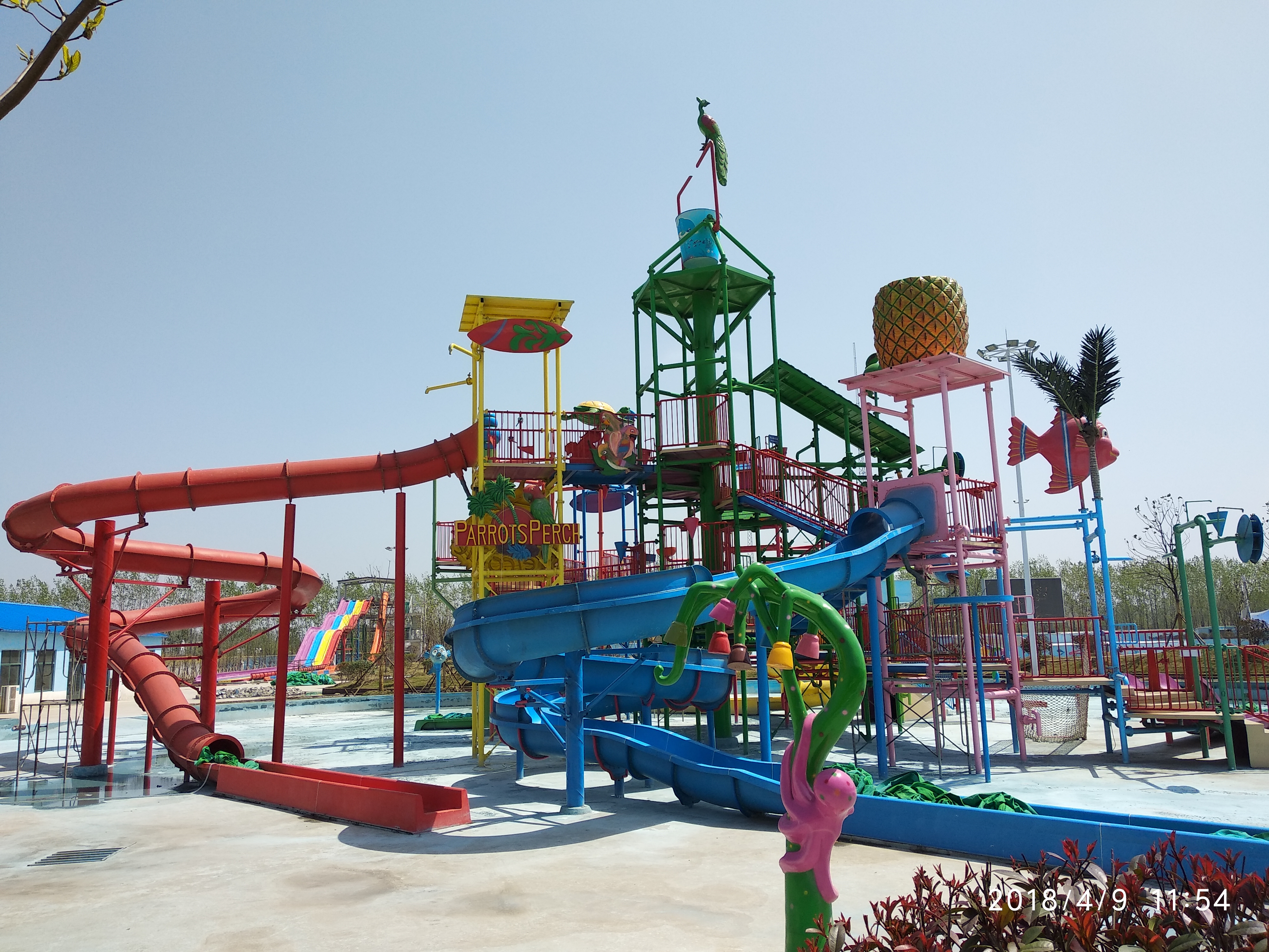 Medium-sized water village for children