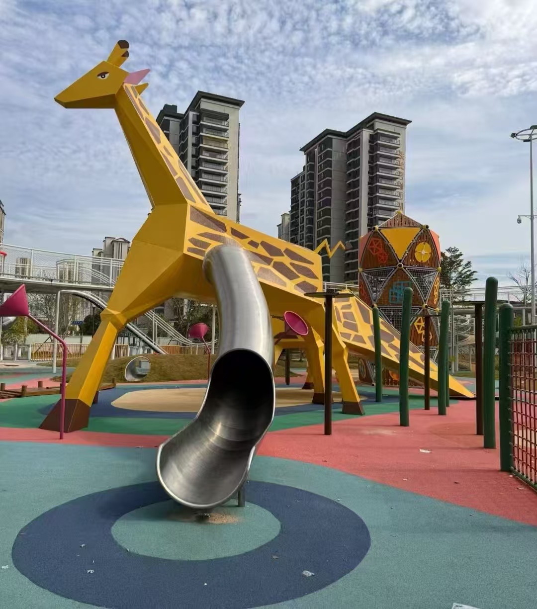 Animal-themed slide