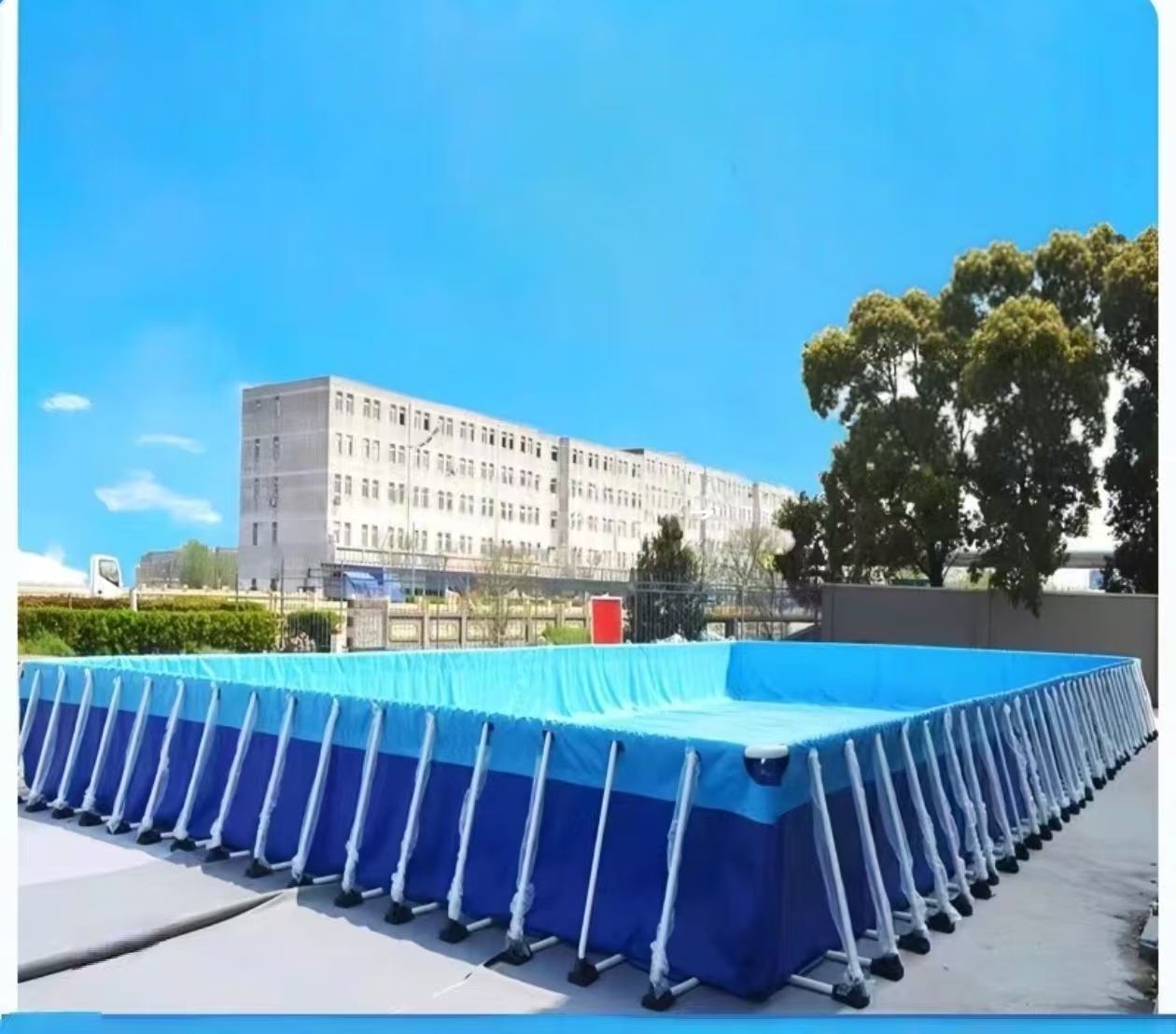 支架游泳池